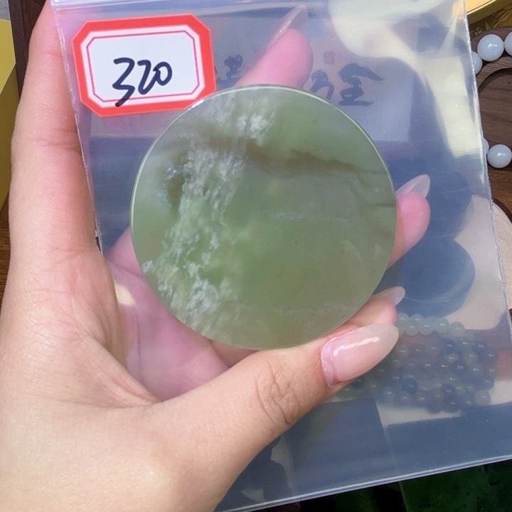 和田玉未镶嵌和田玉