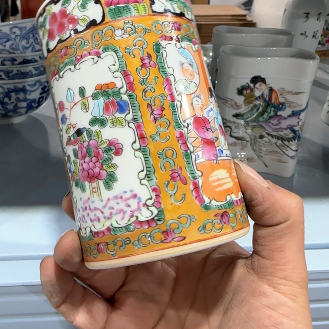 瓷片瓷器等艺术家都十分喜欢