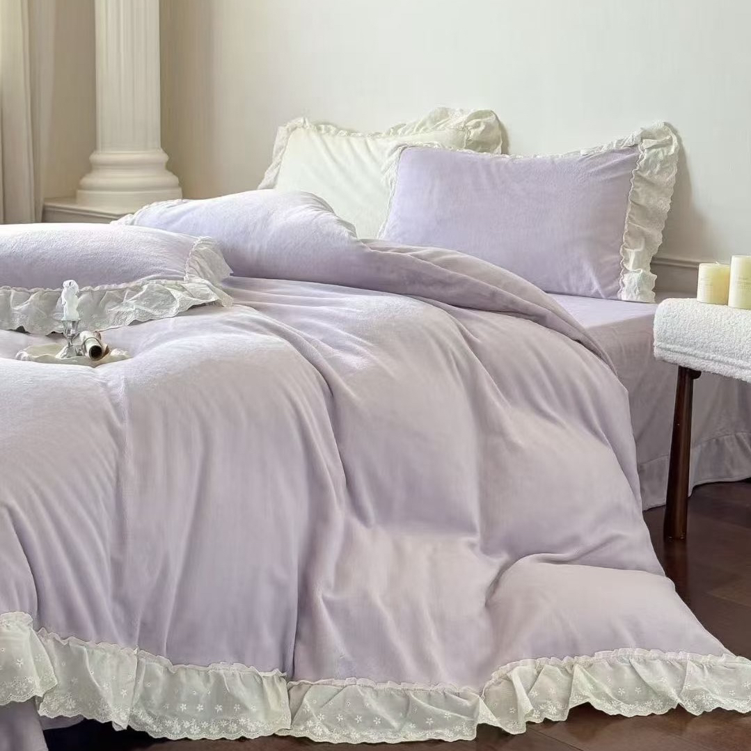 板浦阳光家纺 特价高克重牛奶绒花边四件套柔软舒适有9斤左右
