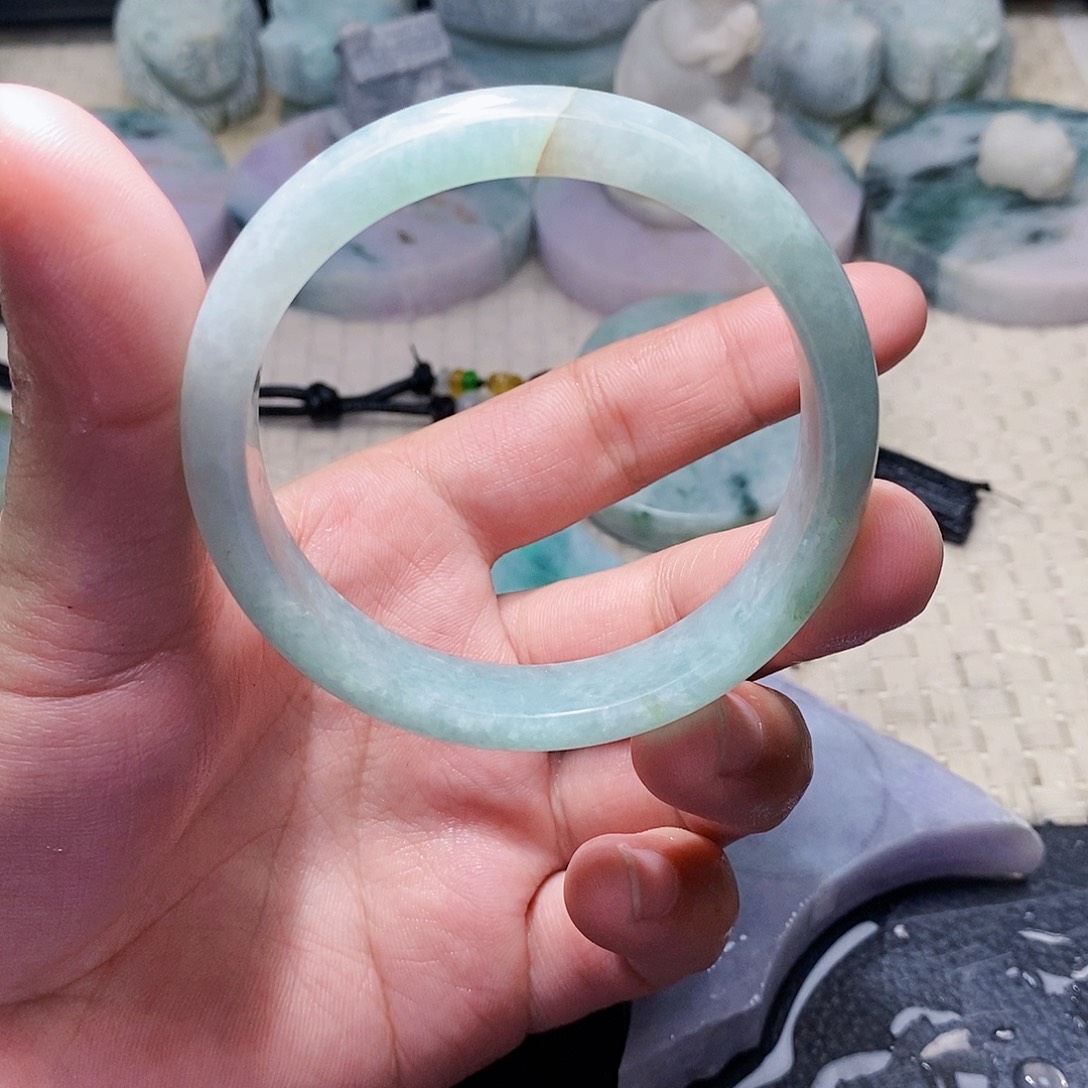 翡翠未镶嵌颈饰655
