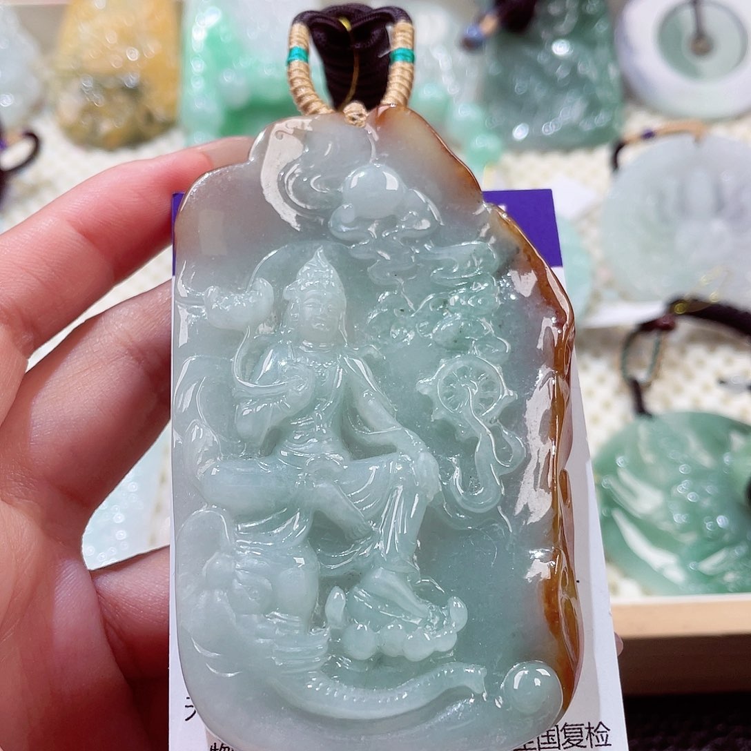 翡翠未镶嵌颈饰普贤