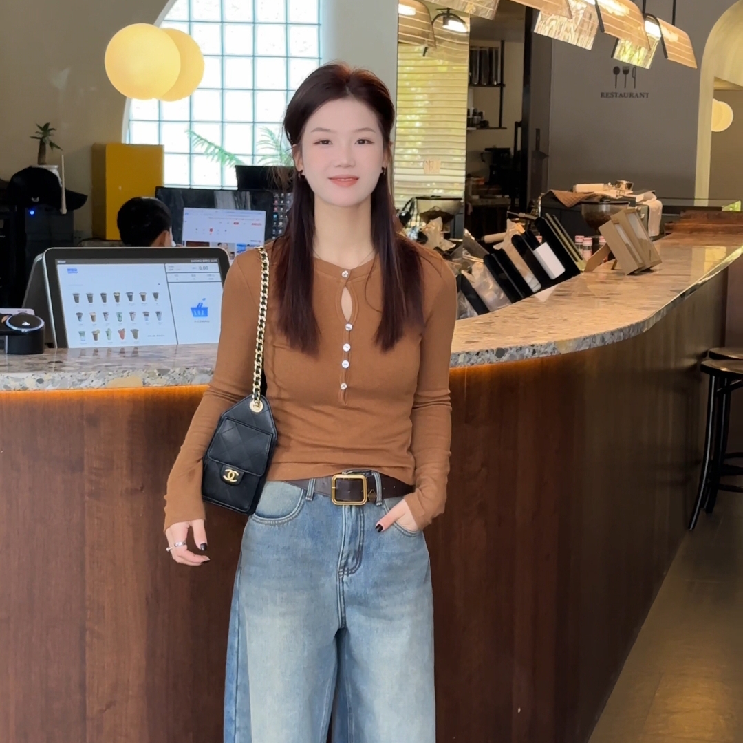 ‘Barbie Ling 83008 冬季雪花绒打底单排镂空内搭显瘦上衣长袖