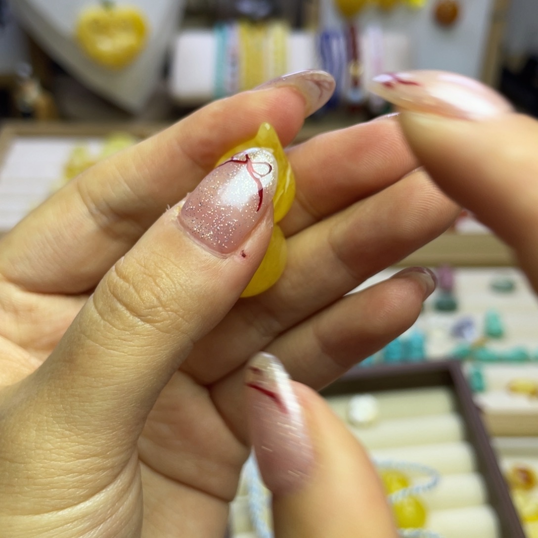 无无小****水葫芦