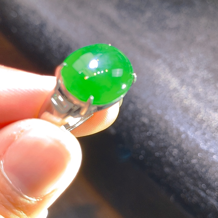 【闪购商品】翡翠颈饰银S925镶嵌翡翠