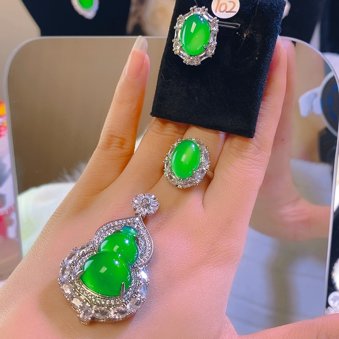 锆石铜合金白富美