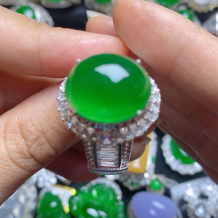 翡翠未镶嵌挂件蛋面