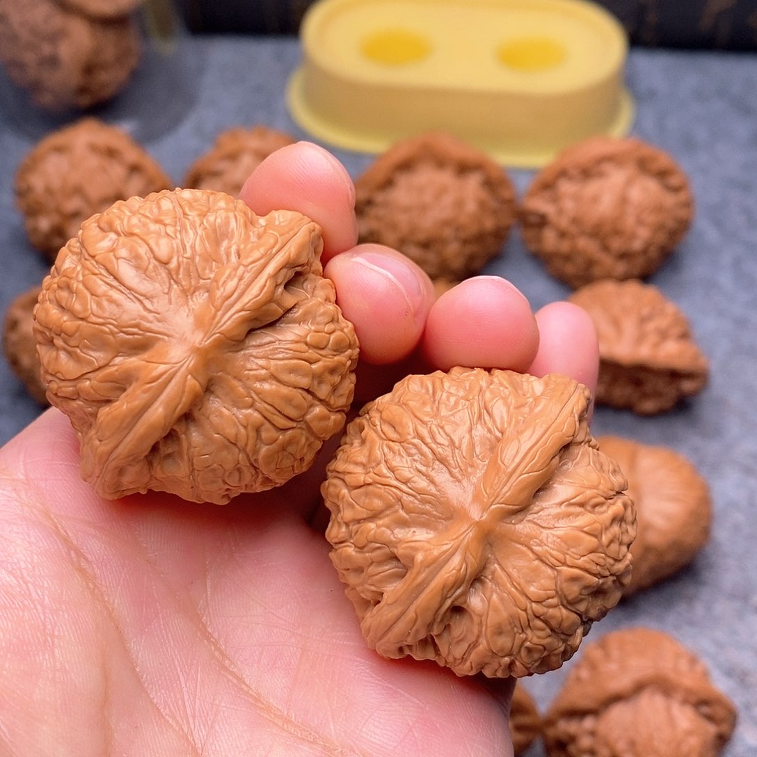 文玩核桃把件乾隆磨40.8尺精品