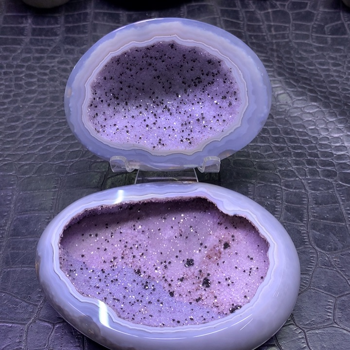 水晶全抛粉紫双色盆未镶嵌