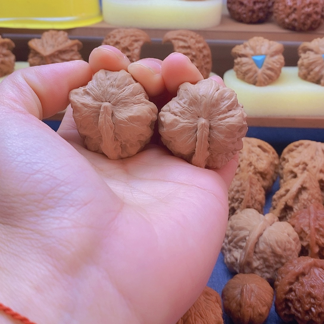 文玩核桃把件蛤蟆头一帆风顺