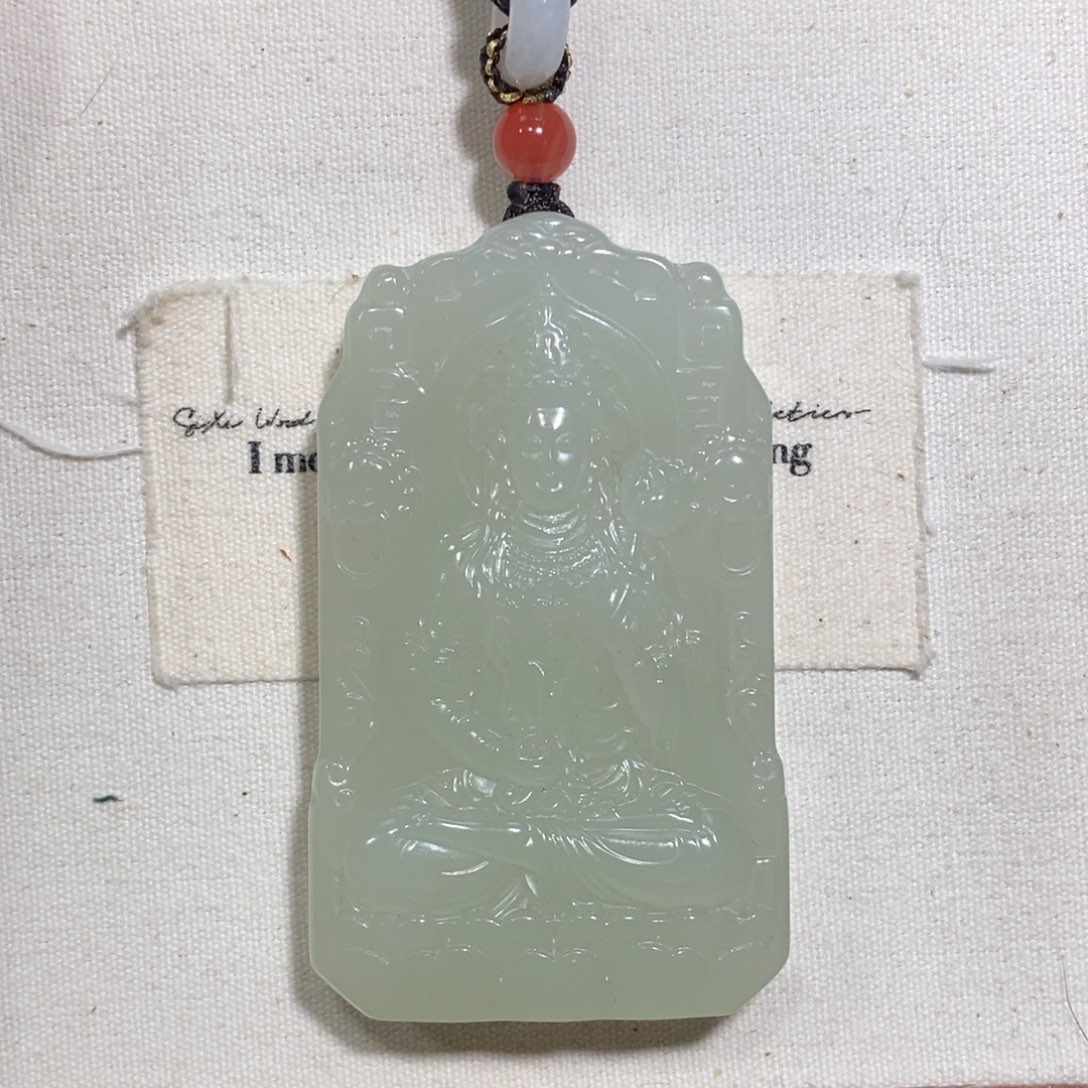 和田玉（糖玉）颈饰未镶嵌