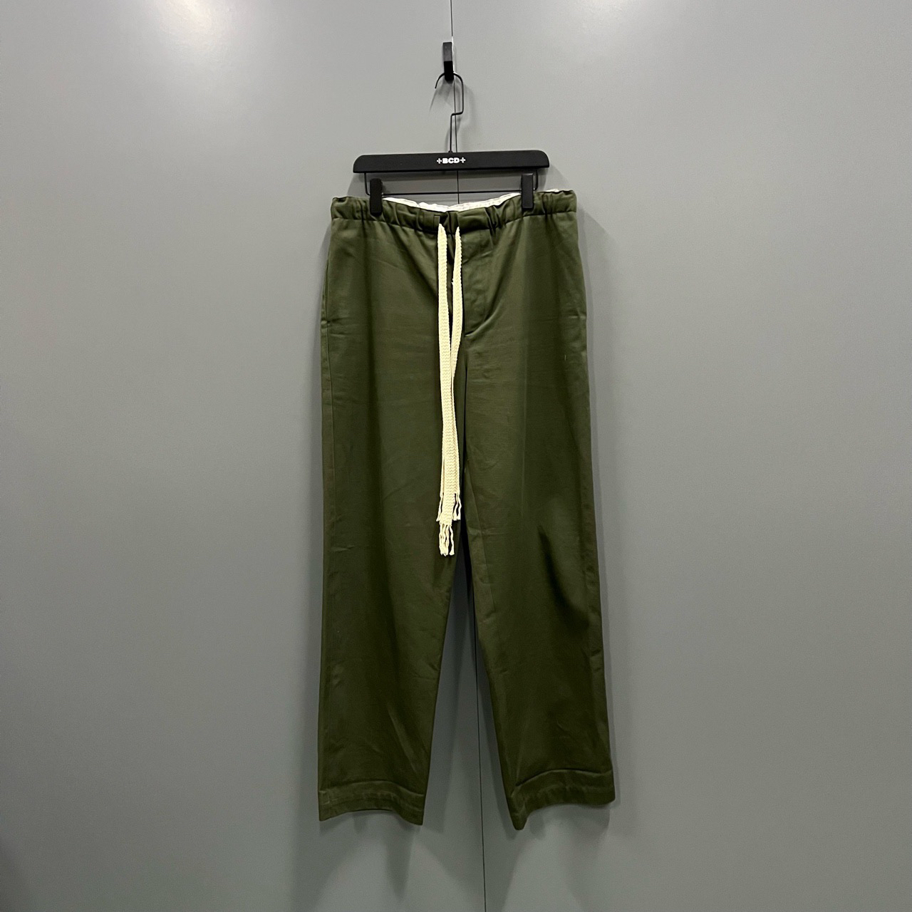 95新 LOEWE/罗意威 ab军绿色抽绳长裤 L码/95新501482