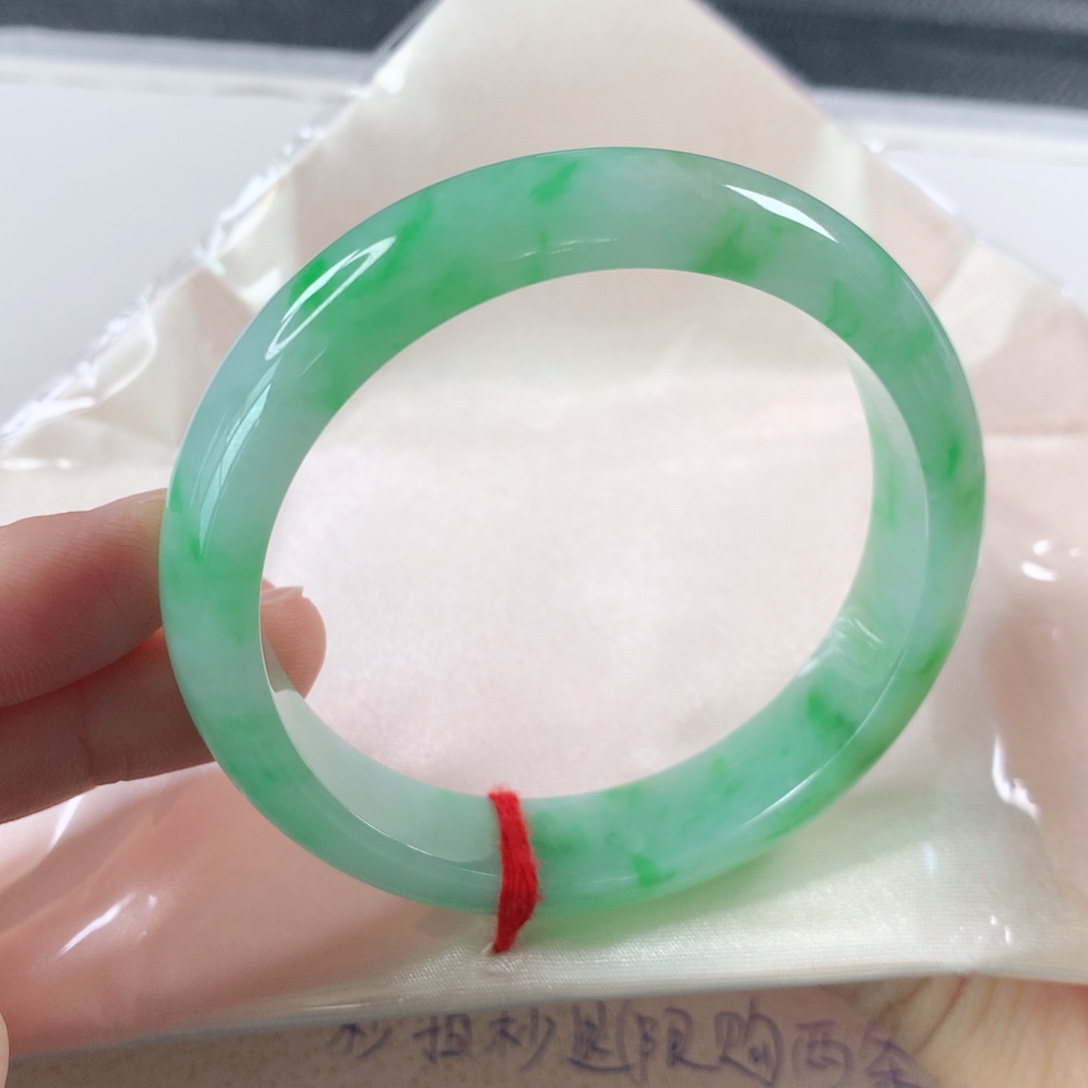 未镶嵌手镯翡翠245