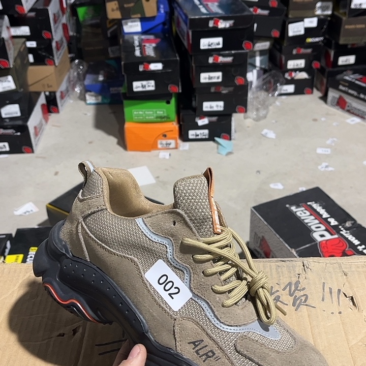 40码，编号002微瑕介意勿拍鞋