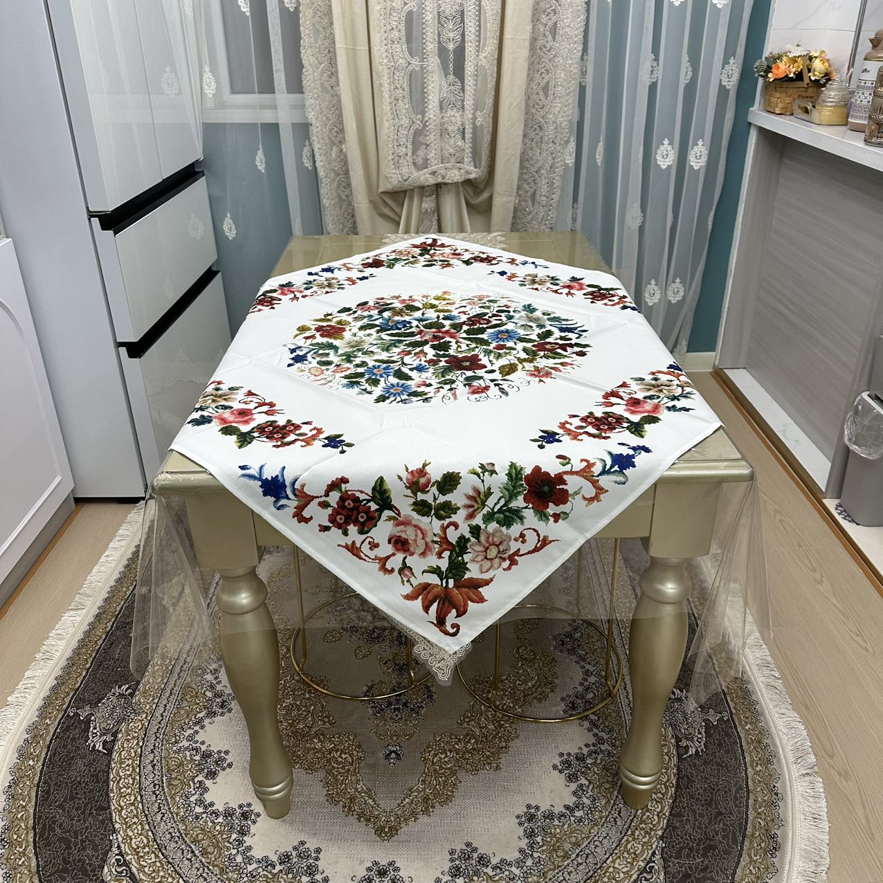 【简爱好物】网红防油白色花桌布