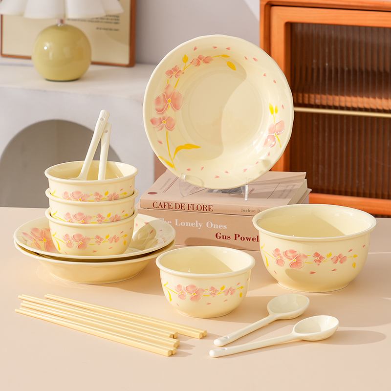 【茉兰希】16件套装奶油风米饭碗勺筷深盘汤面碗陶瓷手绘浮雕釉下彩
