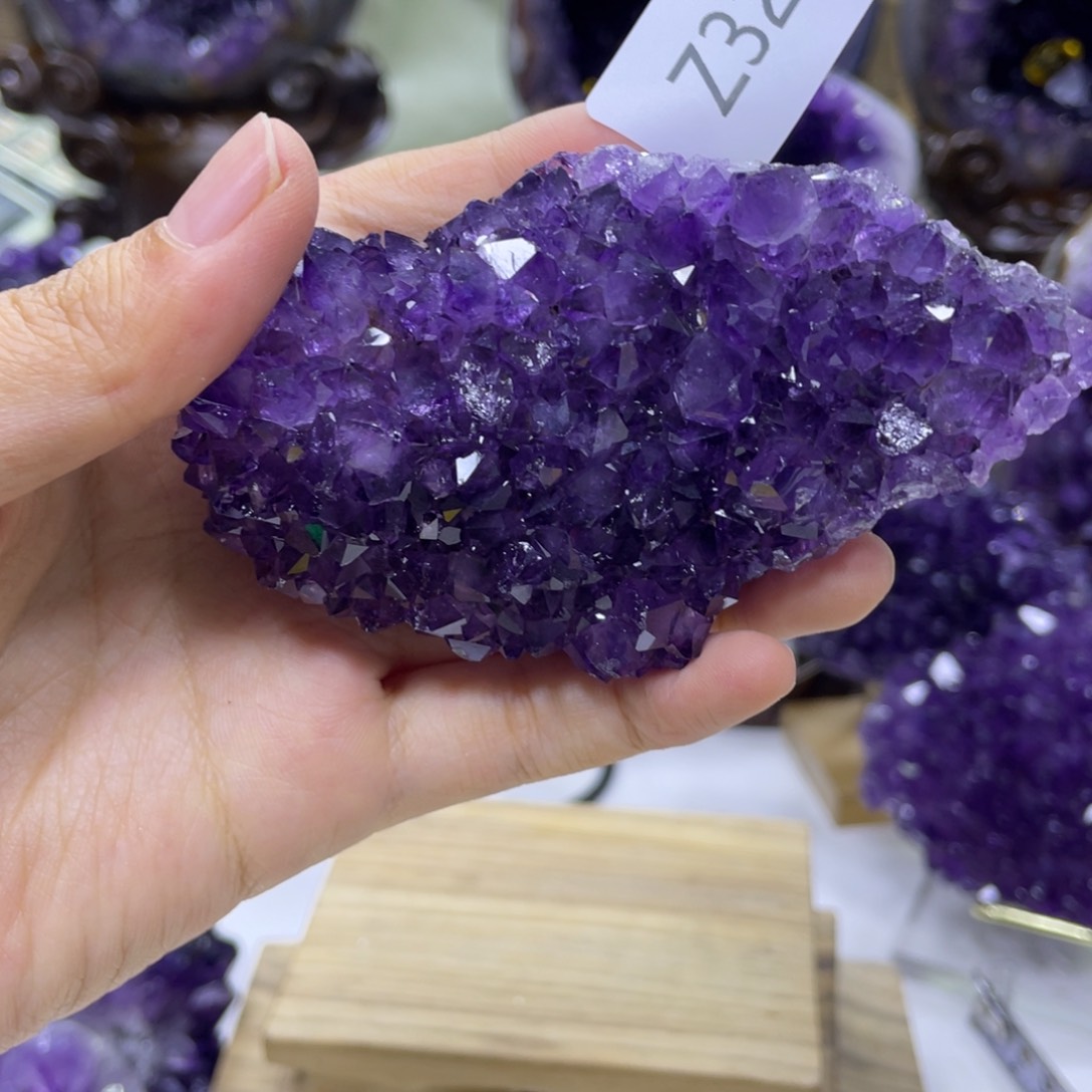 未镶嵌紫晶大型摆件（非配饰）Z327