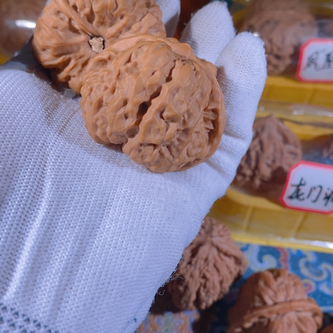 吊坠文玩核桃史*雪蛙王