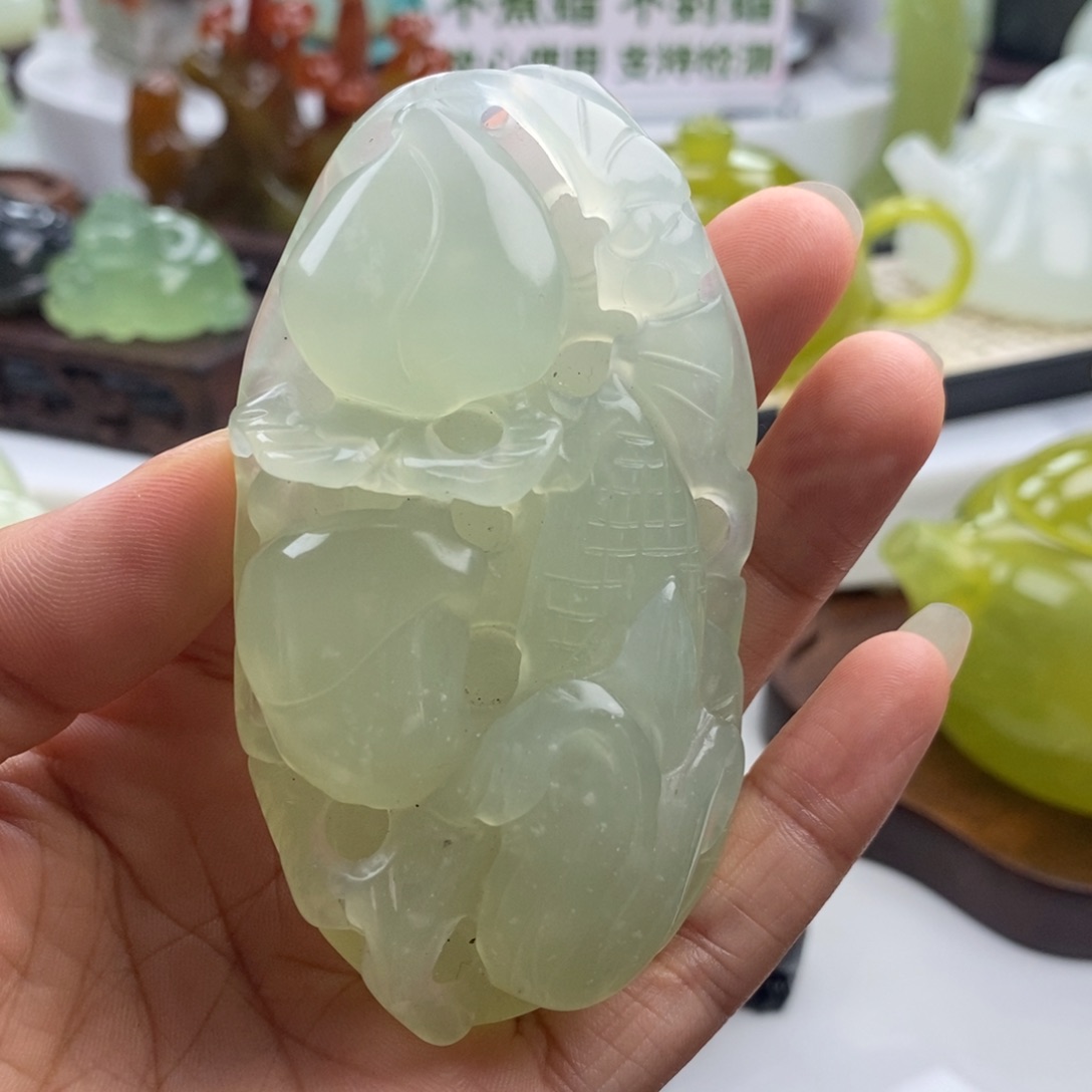 未镶嵌岫玉四大名玉手把件