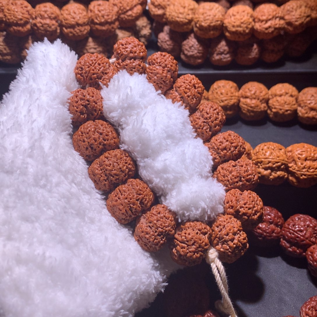 金刚菩提手串天*?24尺飞碟蜂王