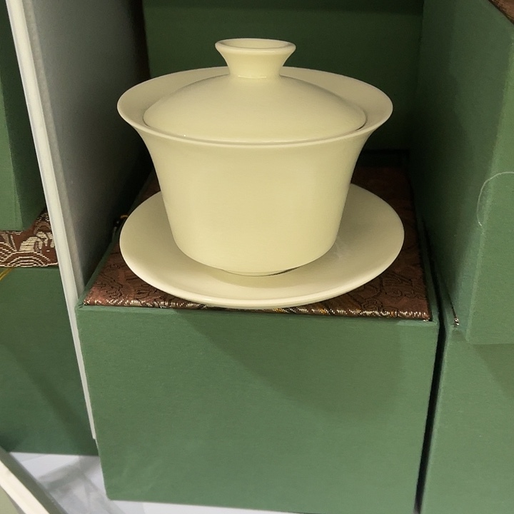 福利待遇多多哦哦哦