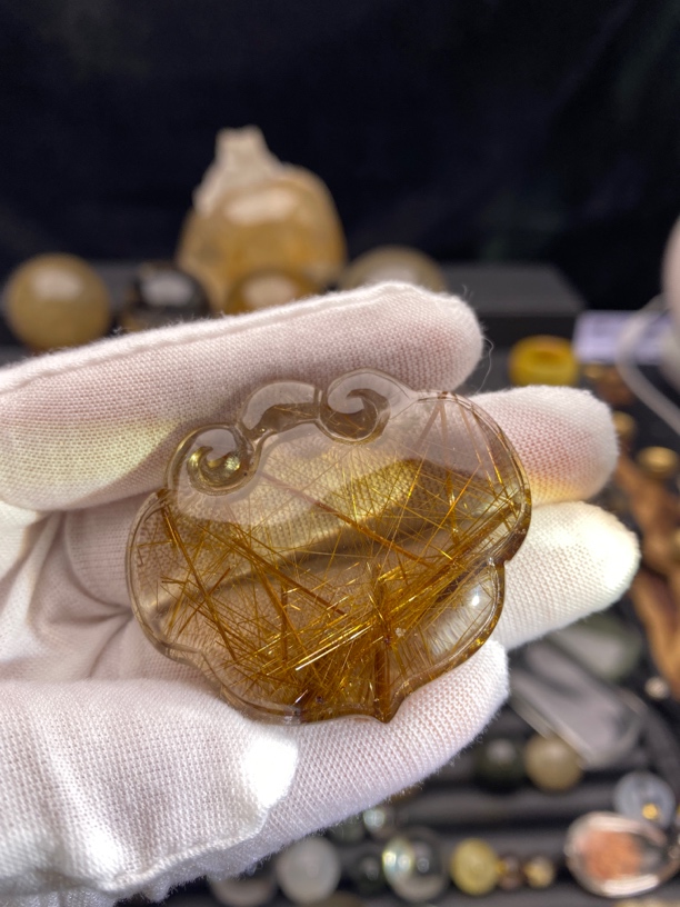 天然金发晶平安如意锁