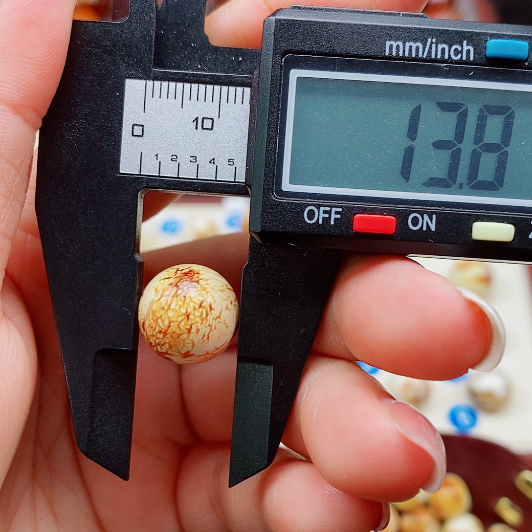 琥珀未镶嵌裸石蜜蜡