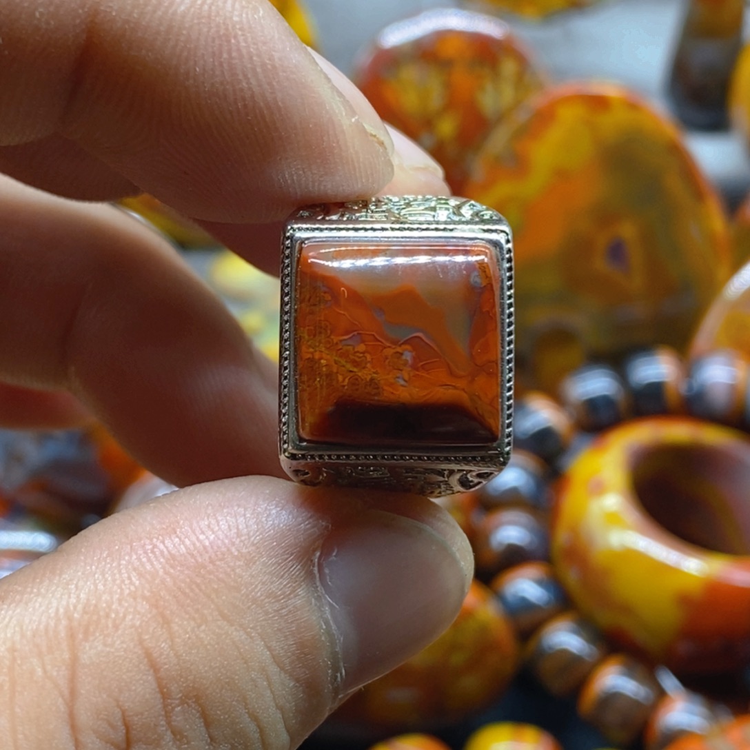 未镶嵌颈饰玛瑙/玉髓