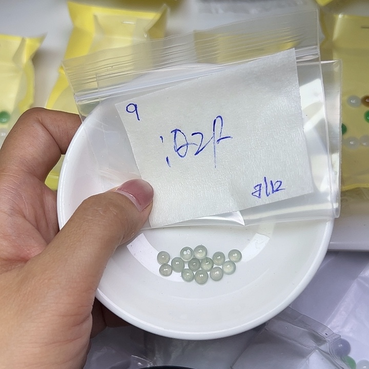 未镶嵌定制翡翠不