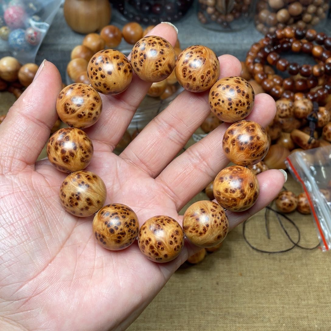 柏木（崖柏）无事牌@****起2.0太行爆雀眼