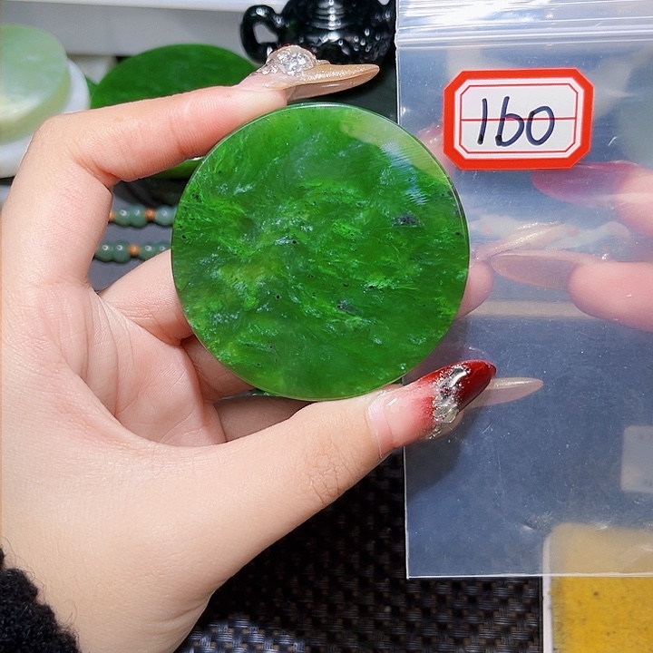 和田玉和田玉边角料随机发未镶嵌