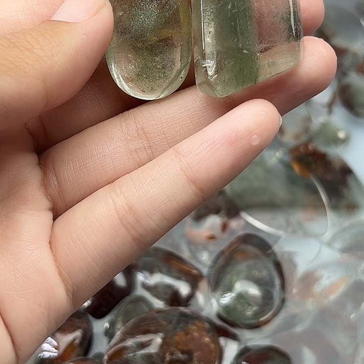 芭***.未镶嵌吊坠(赠链)水晶