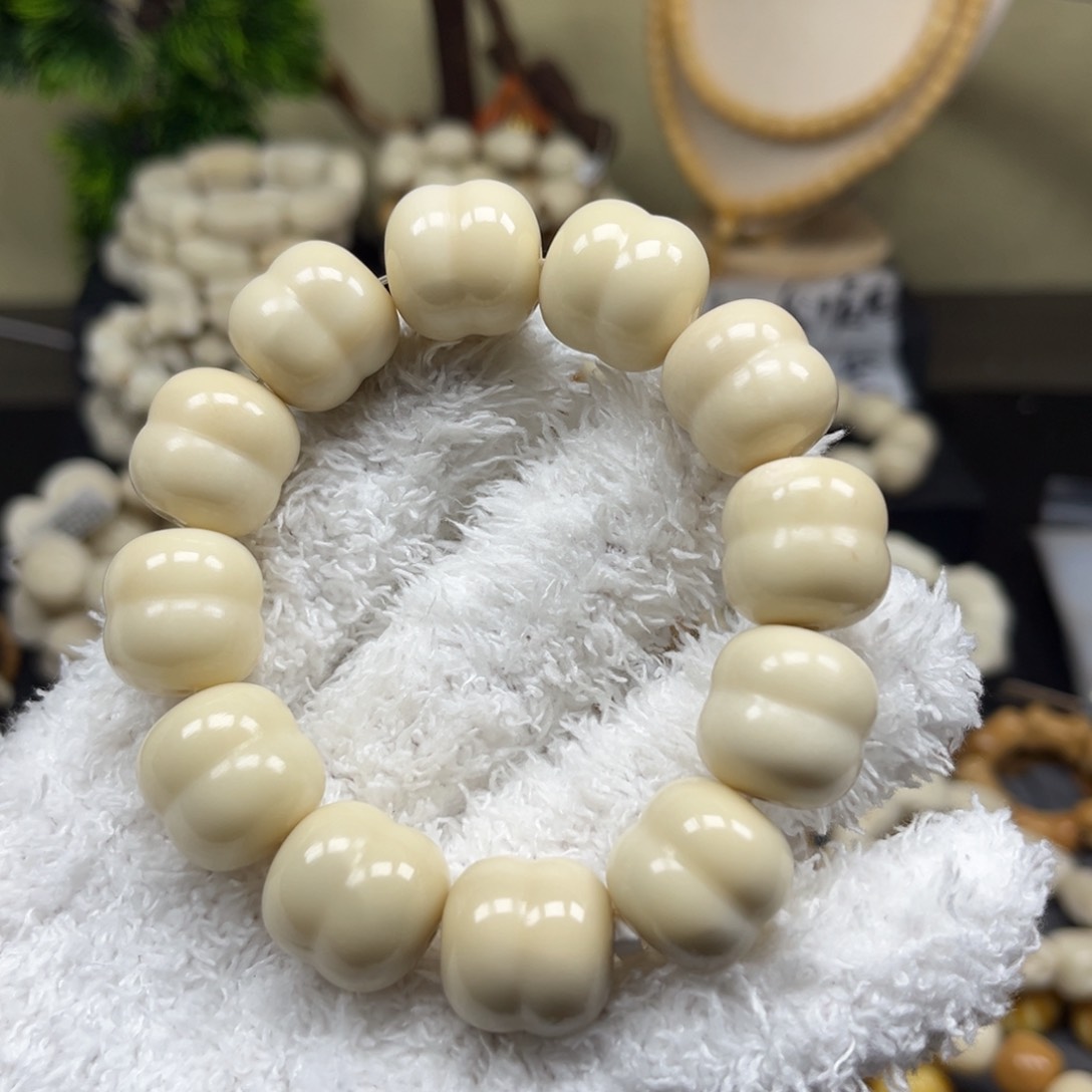 菩提根/象牙果吊坠1.24.50微瑕汉堡