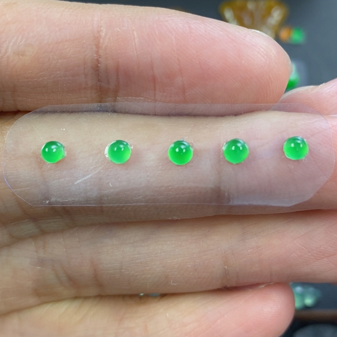 翡翠裸石多样性发货