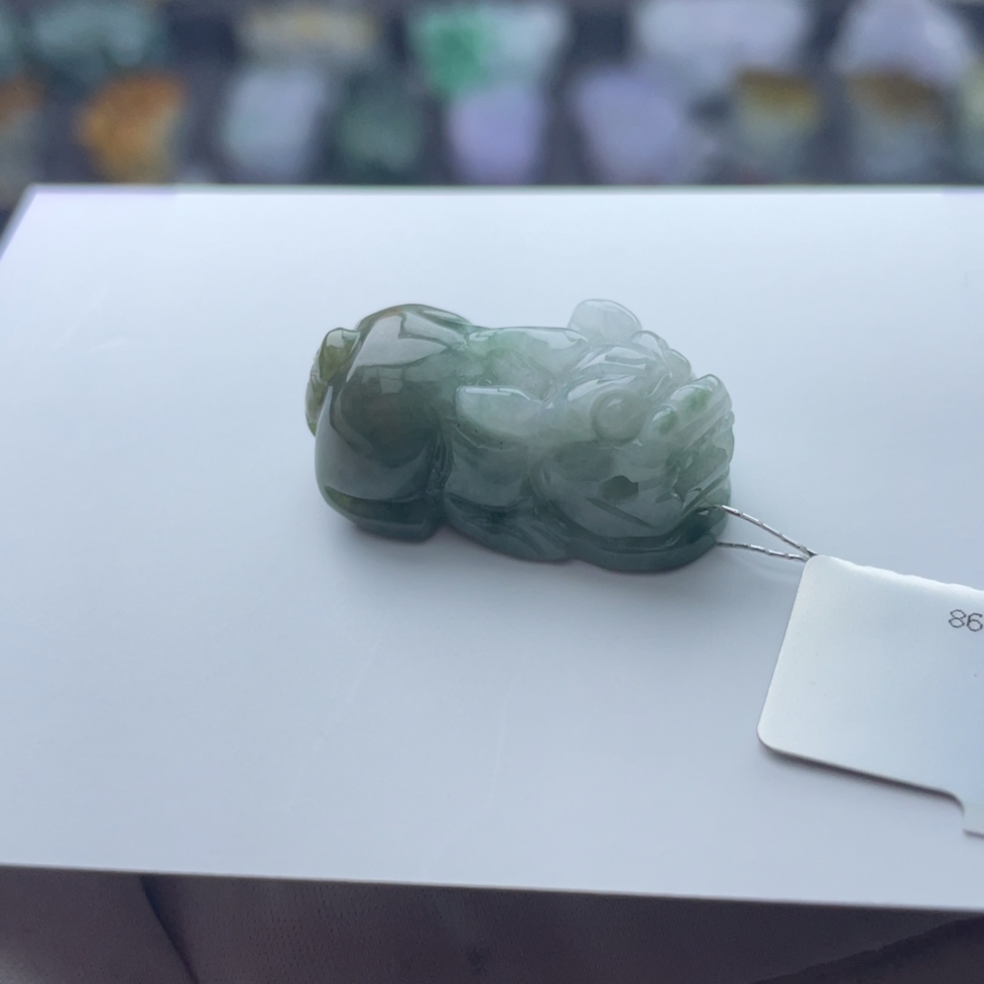 翡翠颈饰未镶嵌貔貅