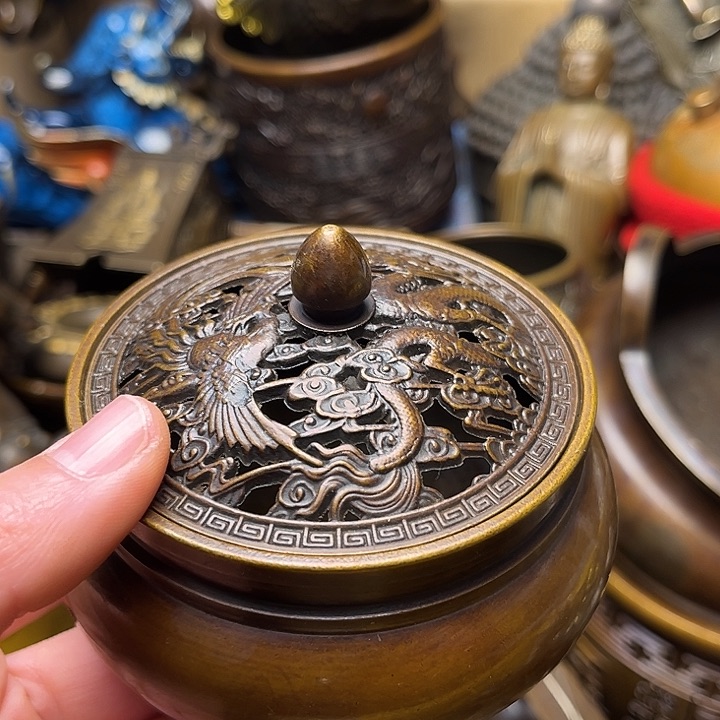 精美铜器批发档口