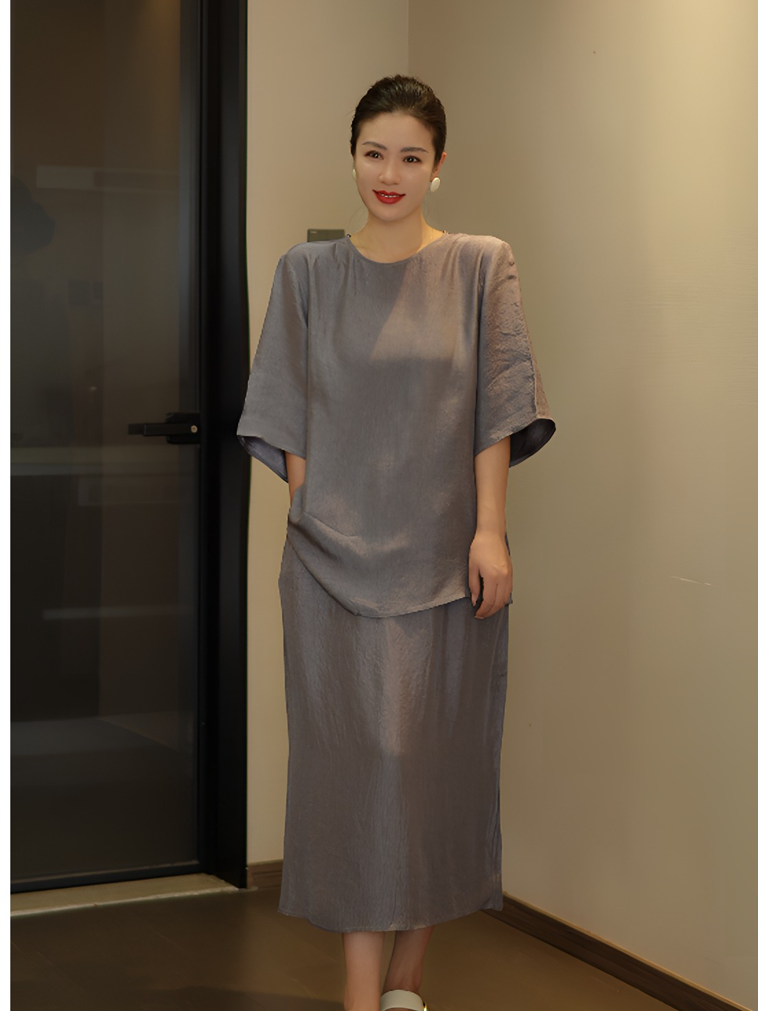 【大妍女装】圆领上衣松紧腰半身裙醋酸套装