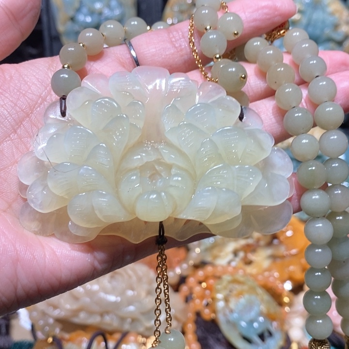 岫玉毛衣链未镶嵌