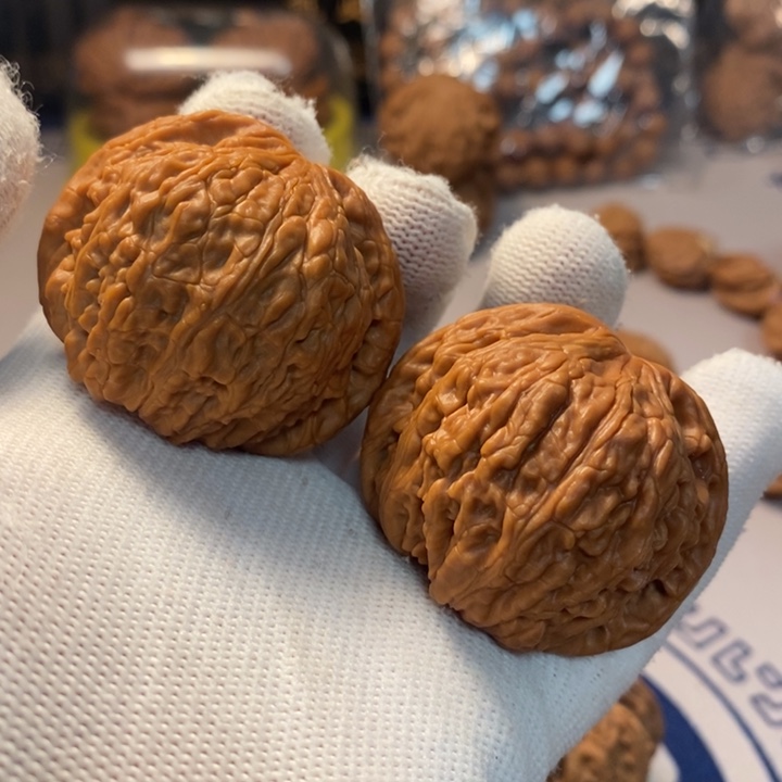 吊坠文玩核桃44泥鳅背