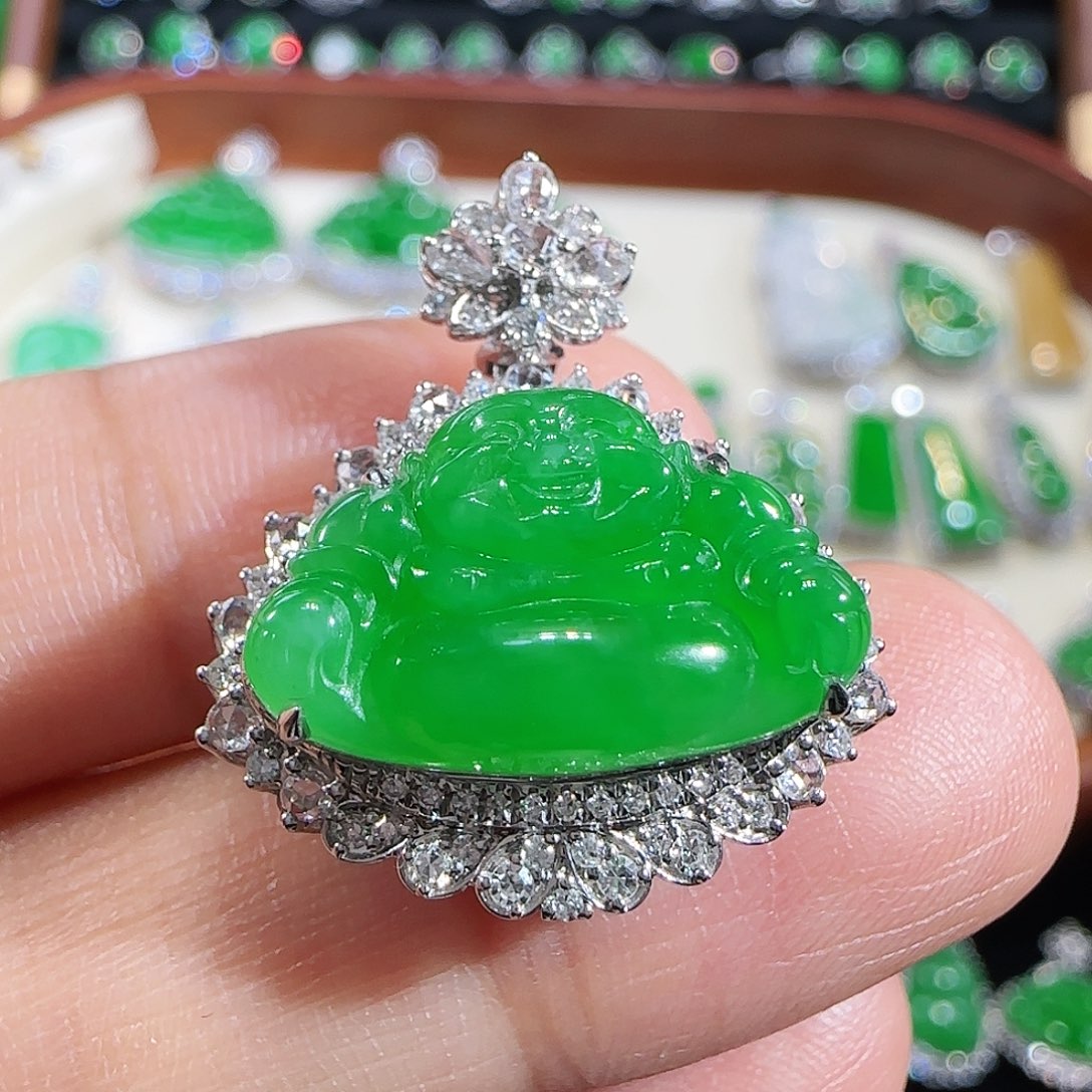 翡翠18K金镶嵌吊坠(不含链)