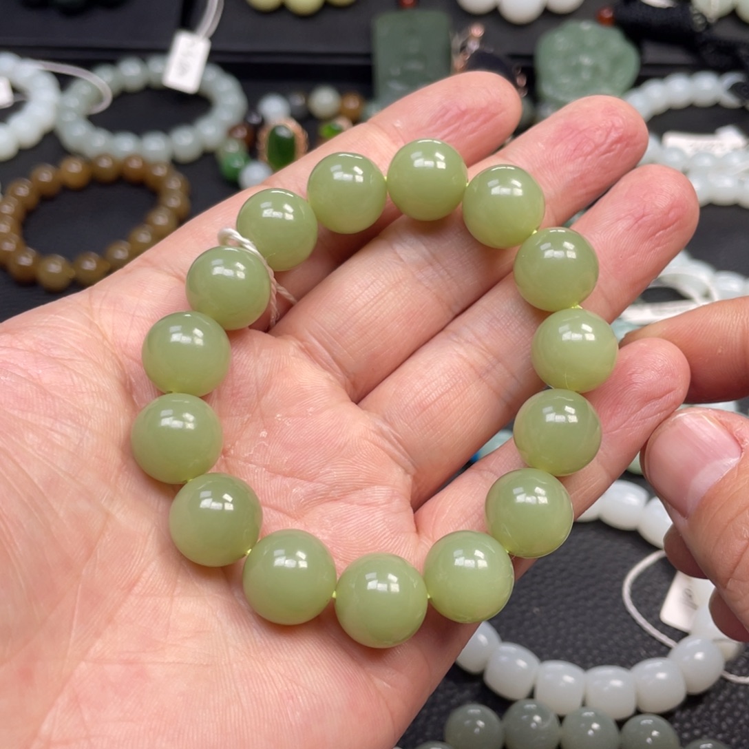 和田玉未镶嵌手链