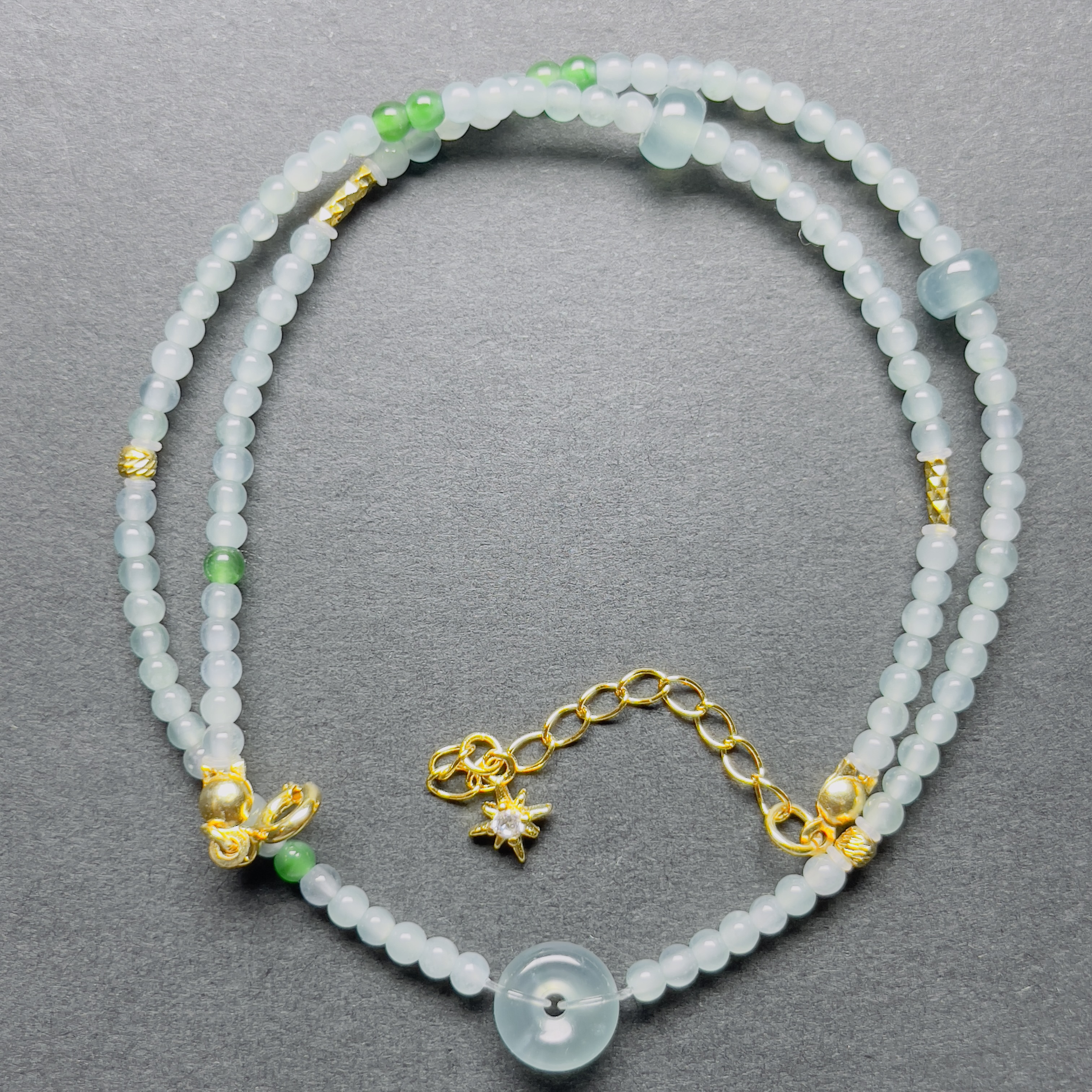 纯天然A货翡翠锁骨链卡2.5左右+高冰平安扣绕手两圈时尚女款W67