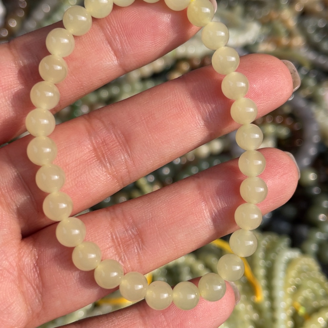 和田玉未镶嵌手串