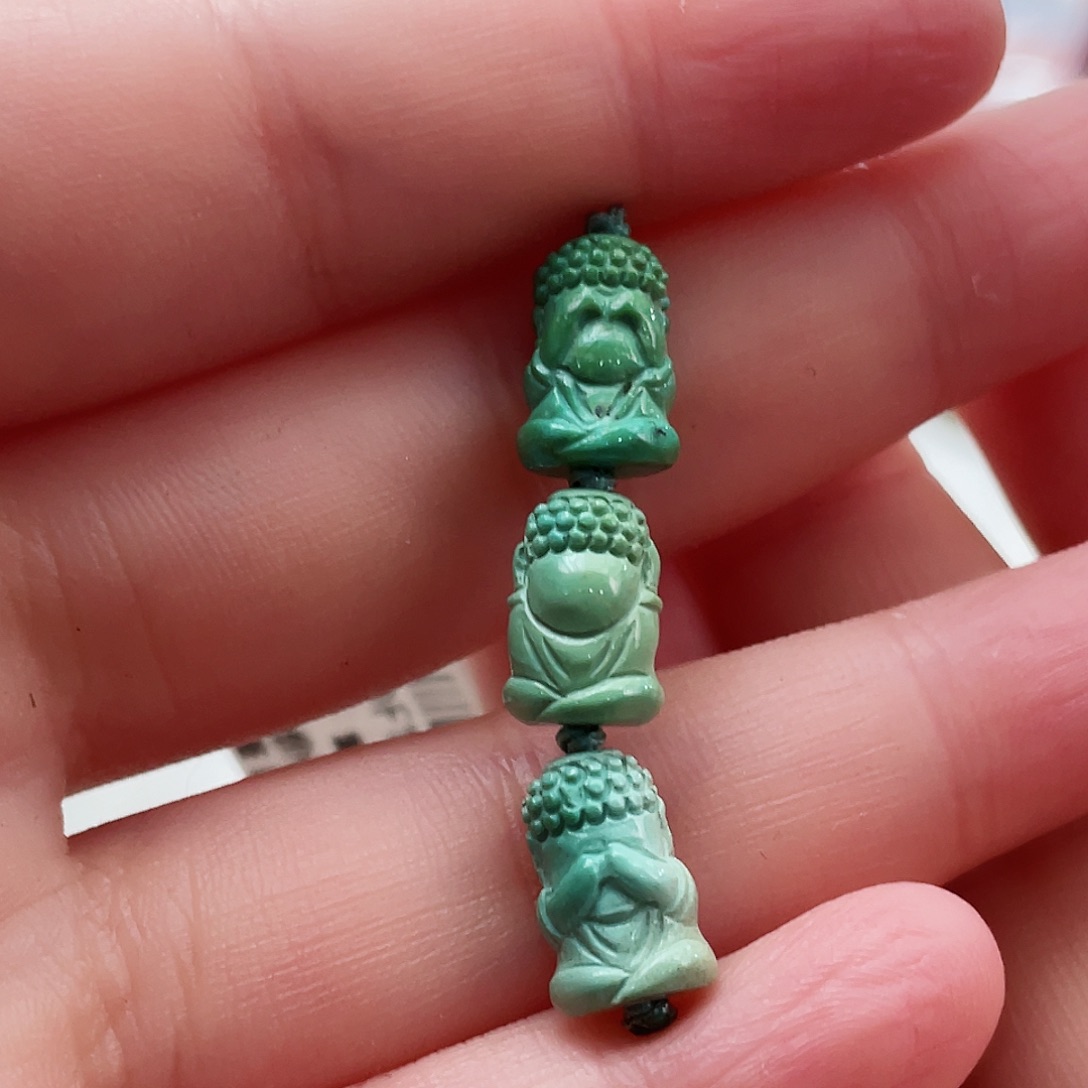 绿松石颈饰未镶嵌