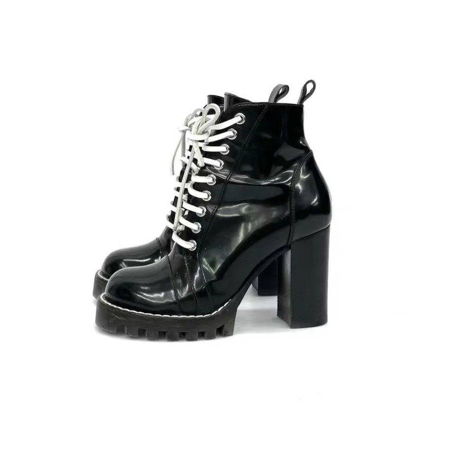 95新 LouisVuitton/路易威登 LV黑色亮面粗跟短靴马丁靴35码2625