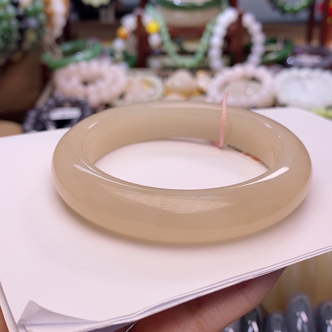 和田玉未镶嵌颈饰56.5毕业级红藕粉脂膏级轮胎手镯