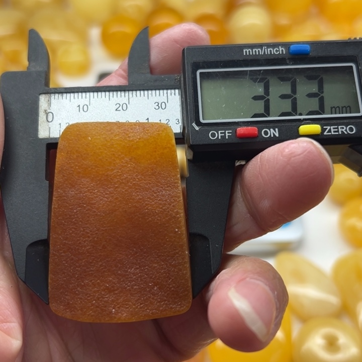 琥珀（矿物珀）未镶嵌裸石