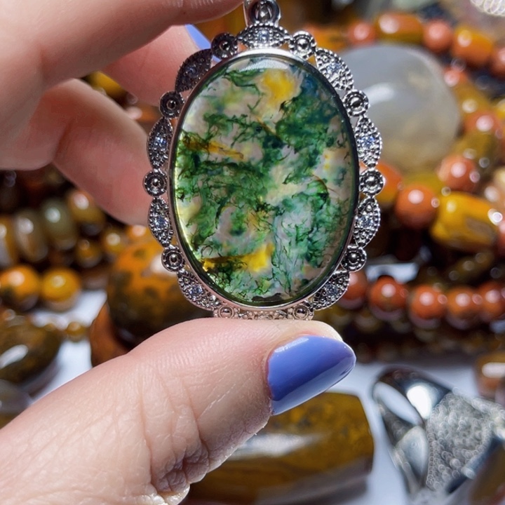 玛瑙/玉髓颈饰未镶嵌