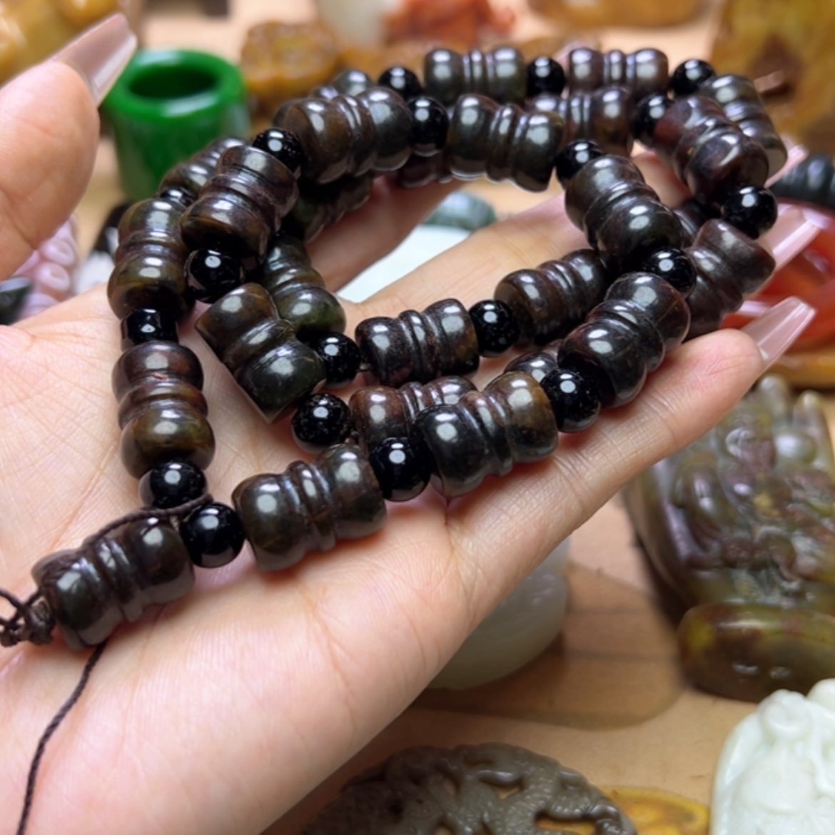 【闪购商品】蛇纹石玉颈饰未镶嵌