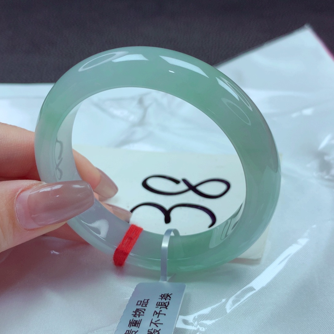 翡翠手镯未镶嵌手镯54