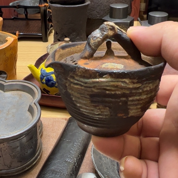 茶杯里的水是我的